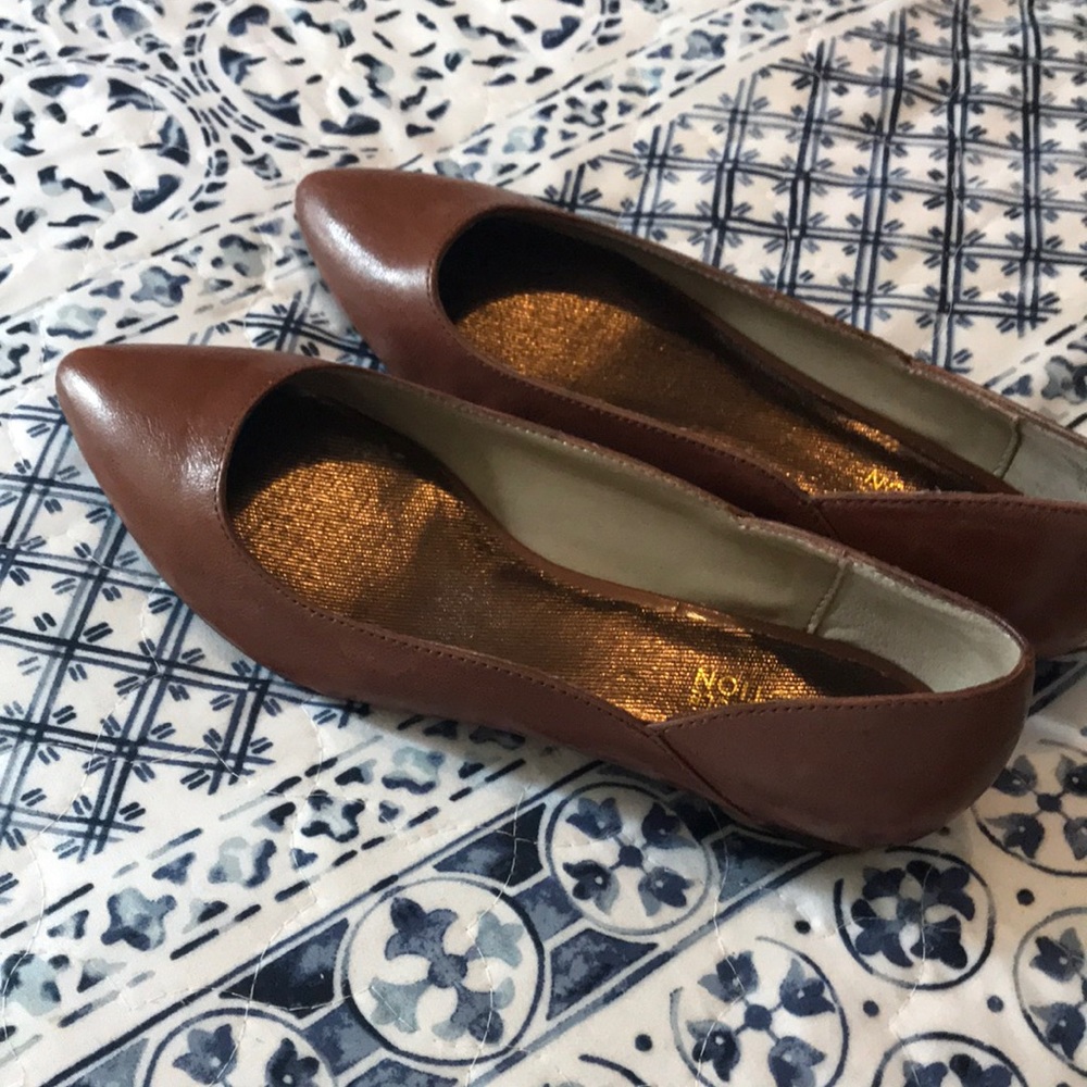 Kenneth Cole reaction leather flats size 8m Great condition
